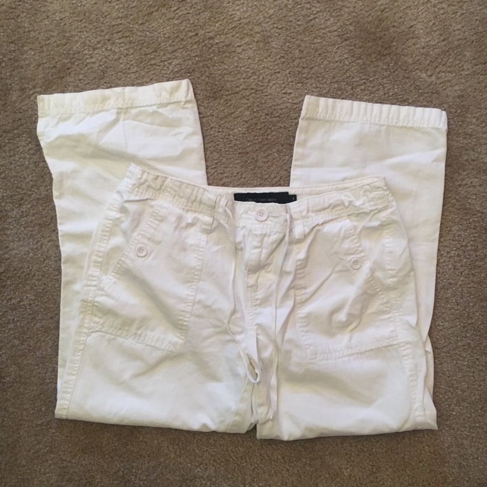 Calvin Klein White Capris